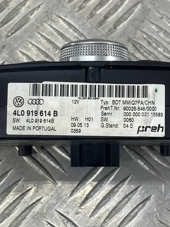 Audi Q7 4L (2009 - 2015) 4L0919614B Контроллер мультимедийной системы — фото 6