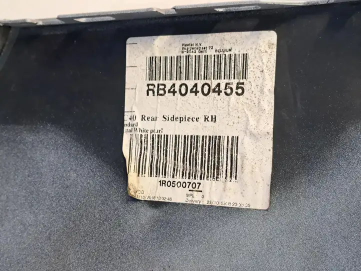 Volvo XC40 (2017 - ) 39848189 Угловая часть заднего бампера — фото 8