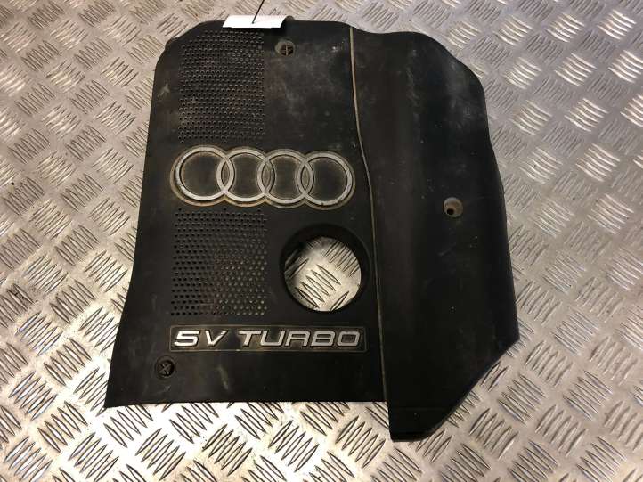 058103724Q Audi A4 S4 B5 8D Variklio dangtis (apdaila)