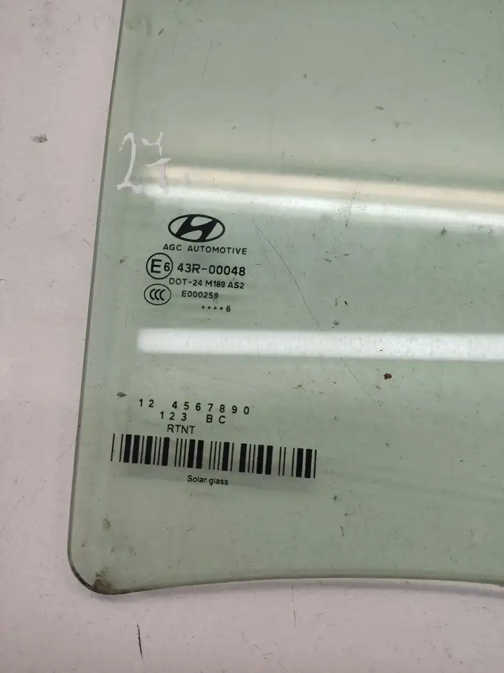 Hyundai Tucson TL (2015 - ) 43R00048 Стекло задней двери — фото 2