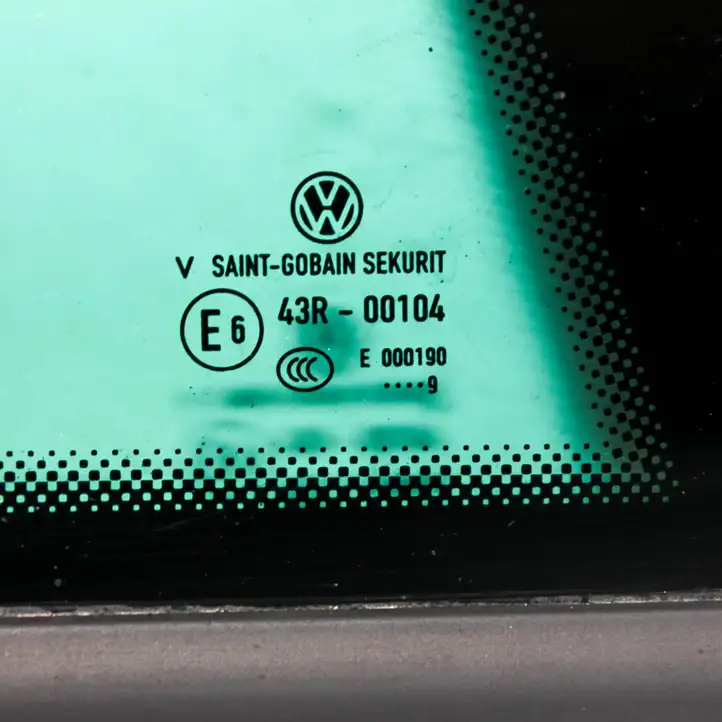 Volkswagen Scirocco (2008 - 2014) 1K8845042AC Заднее боковое стекло — фото 8