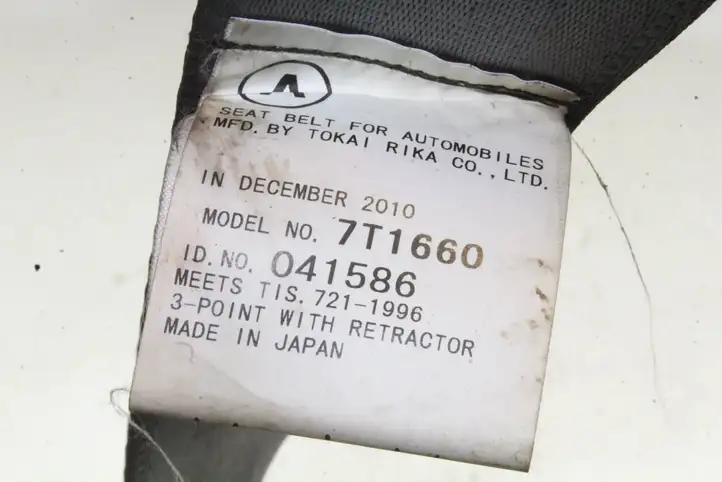 Toyota Prius (XW30) (2009 - 2015) 7T1660 Задний ремень безопасности — фото 5