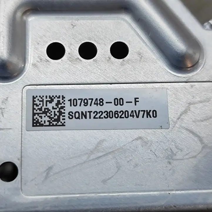 Tesla Model 3 (2017 - 2023) 107974800F Усилитель звука — фото 6