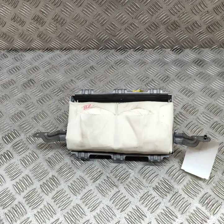 Toyota Prius+ (ZVW40) (2011 - 2018) 8214047070 Подушка безопасности пассажира — фото 1