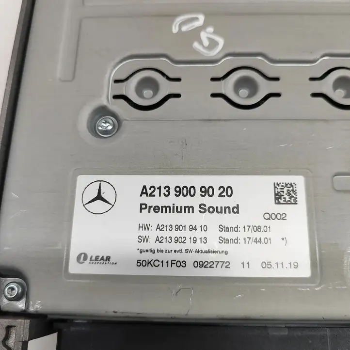 Mercedes-Benz C W205 (2014 - 2021) A2139009020 Усилитель звука — фото 6