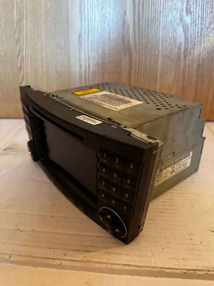 Mercedes-Benz E W211 (2002 - 2009) A2118270157 Навигационные карты CD/DVD — фото 4