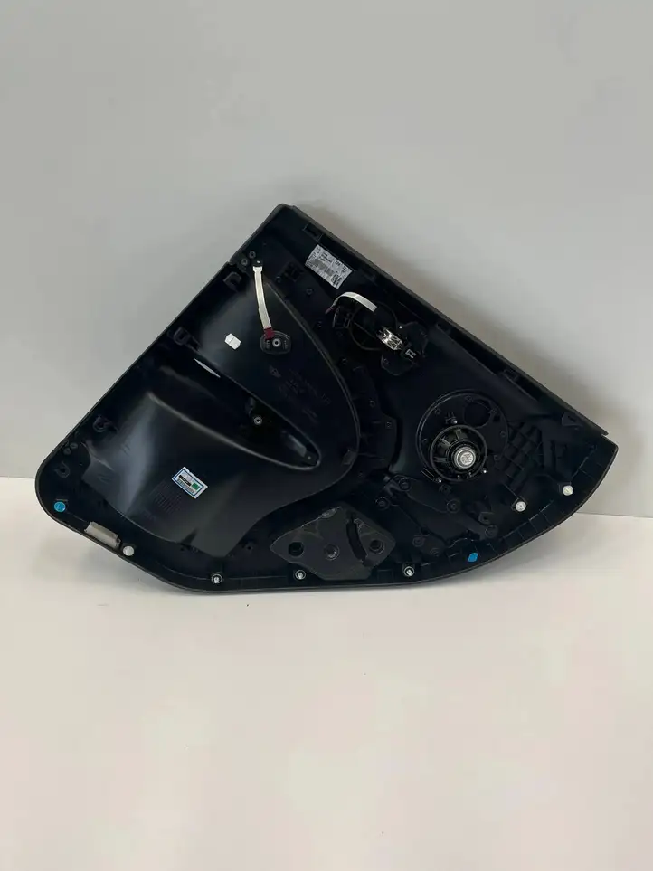 Mini Cooper Countryman R60 (2010 - 2016) 9810022 Обшивка задней двери — фото 2