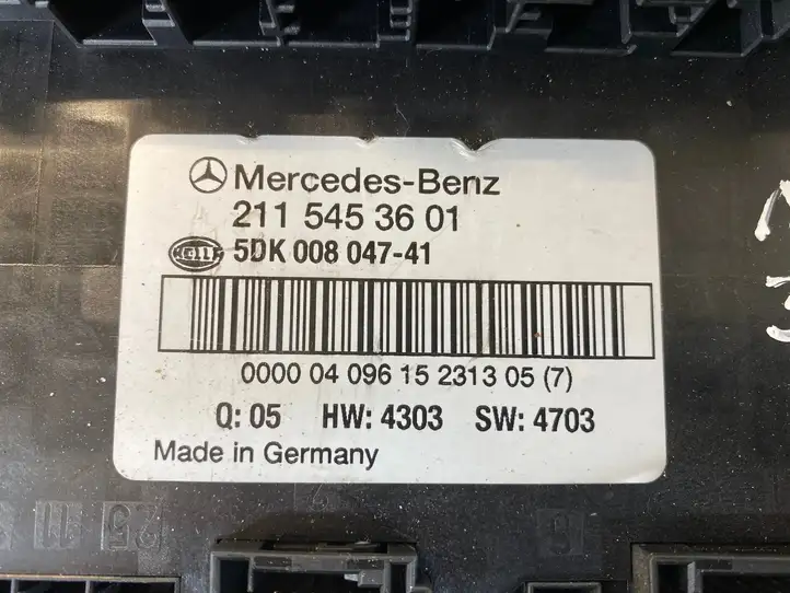 Mercedes-Benz E W211 (2002 - 2009) 2115453601 Блок предохранителей — фото 4