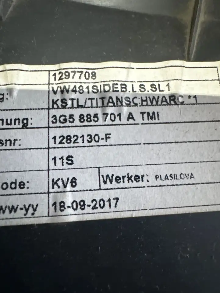 Volkswagen PASSAT B8 (2015 - ) 3G5885701A Прочие детали салона — фото 3