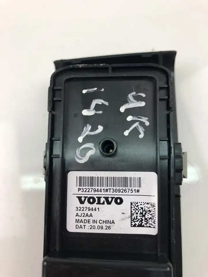 Volvo XC40 (2017 - ) 32279441 Кнопка стеклоподъемников — фото 4