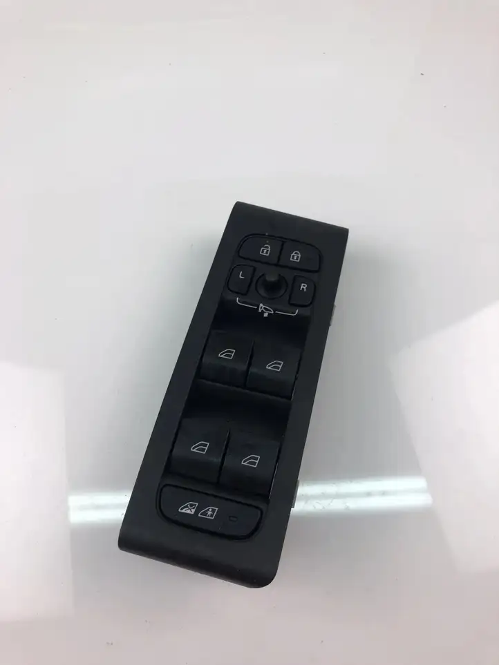 Volvo XC40 (2017 - ) 32279441 Кнопка стеклоподъемников — фото 1