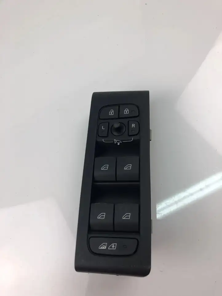Volvo XC40 (2017 - ) 32279441 Кнопка стеклоподъемников — фото 2