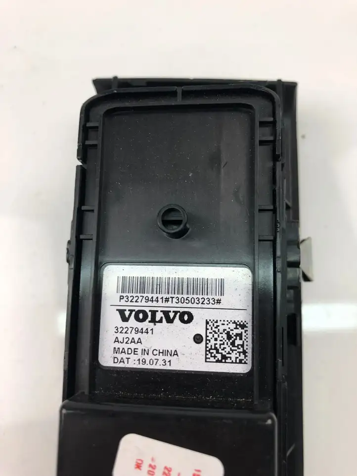 Volvo XC40 (2017 - ) 32279441 Кнопка стеклоподъемников — фото 4