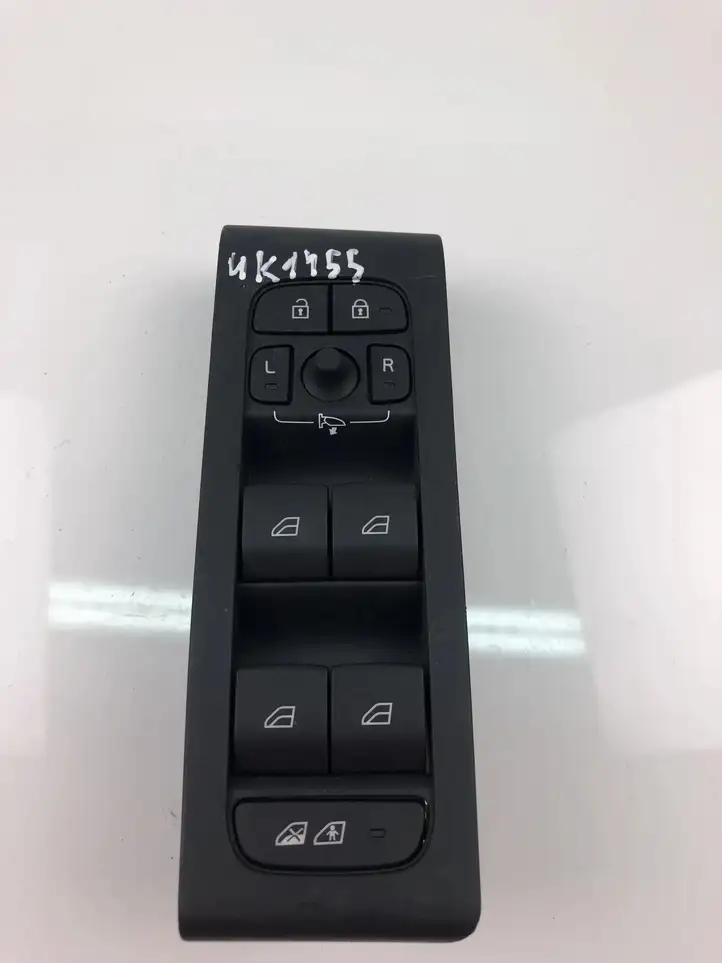 Volvo XC40 (2017 - ) 32256755 Кнопка стеклоподъемников — фото 2
