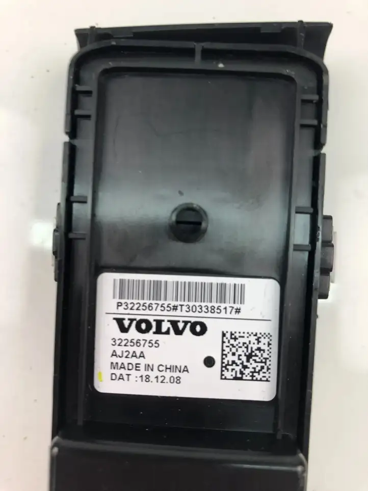 Volvo XC40 (2017 - ) 32256755 Кнопка стеклоподъемников — фото 4