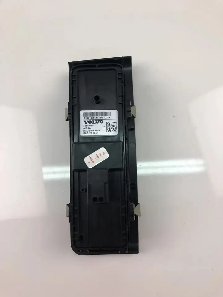 Volvo XC40 (2017 - ) 32319765 Кнопка стеклоподъемников — фото 3
