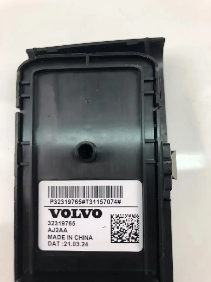 Volvo XC40 (2017 - ) 32319765 Кнопка стеклоподъемников — фото 4