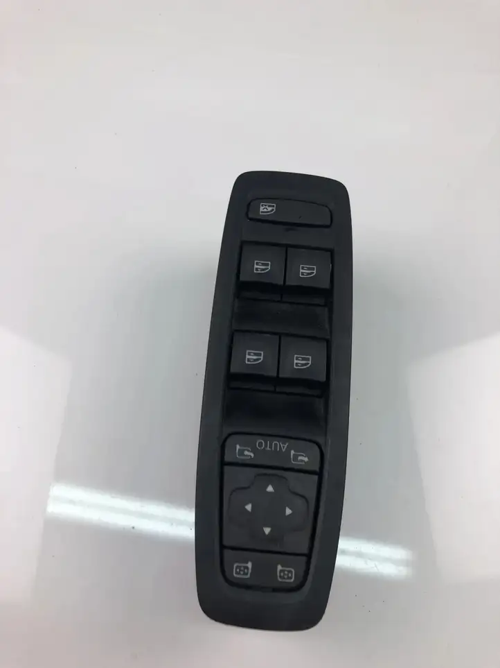 Renault Megane IV (2016 - ) E3243905 Кнопка стеклоподъемников — фото 2