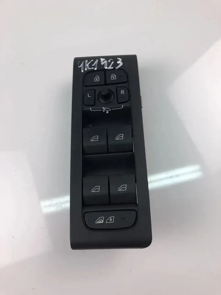Volvo XC40 (2017 - ) 32279441 Кнопка стеклоподъемников — фото 2