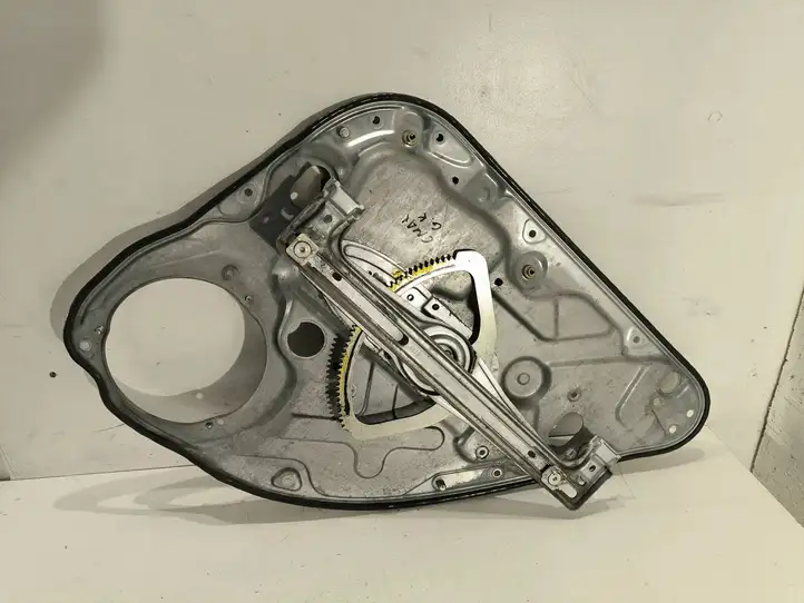 Ford Focus C-MAX (2003 - 2010) 3m51r045h23b Механический стеклоподъемник задней двери — фото 2