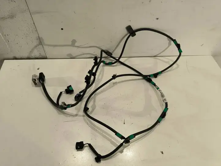 Toyota RAV 4 (XA50) (2018 - ) 8211442090 Прочая электропроводка — фото 1