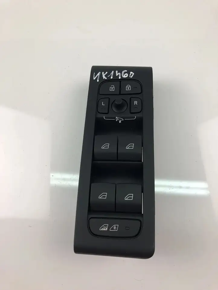Volvo XC40 (2017 - ) 32279441 Кнопка стеклоподъемников — фото 2