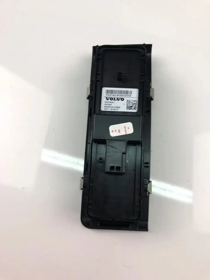 Volvo XC40 (2017 - ) 32279441 Кнопка стеклоподъемников — фото 3