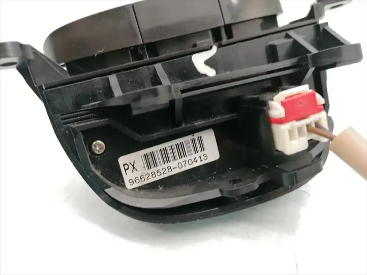 Chevrolet Captiva (2006 - 2011) 96628528 Кнопки на рулевом колесе — фото 5