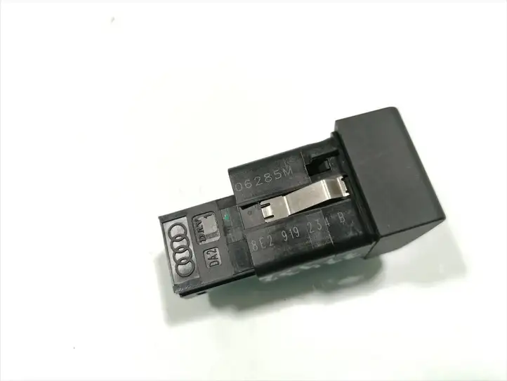 Audi A4 S4 B7 8E 8H (2004 - 2009) 8E2919234B Включатель надувной подушки для пассажира — фото 4