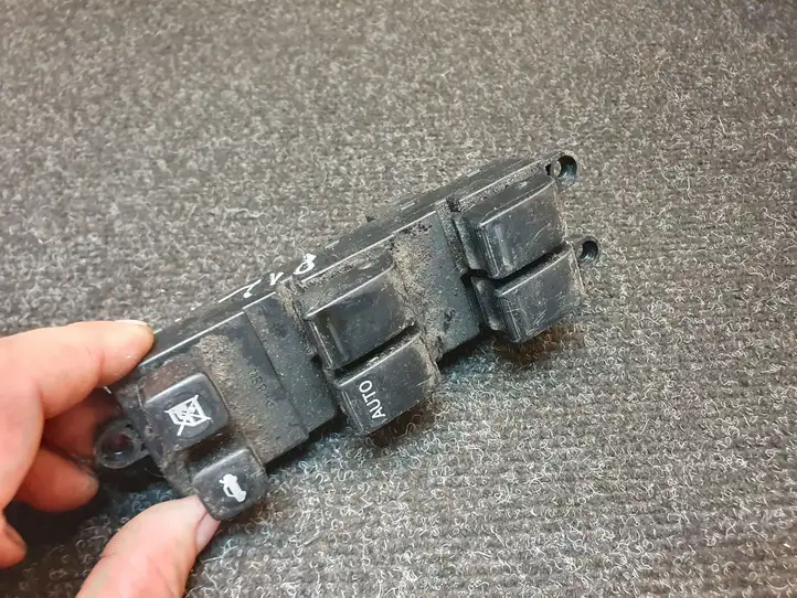 Nissan Primera (2001 - 2008) 25401AV640 Блок кнопок стеклоподъемников — фото 4