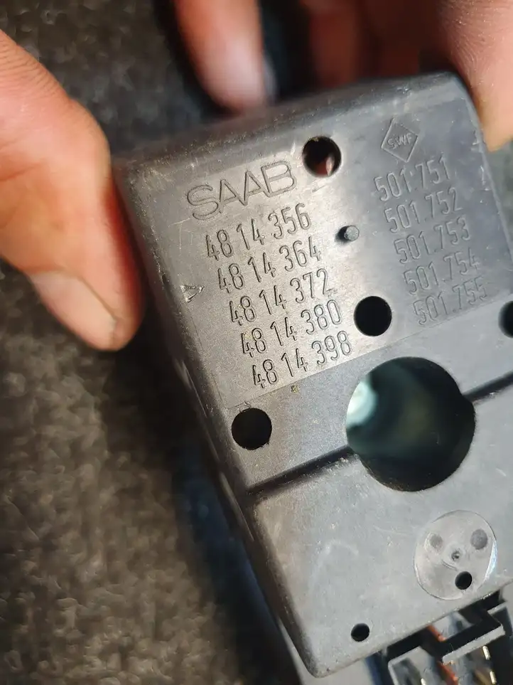 Saab 9-3 Ver2 (2003 - 2007) 4814356 Кнопка стеклоподъемников — фото 6