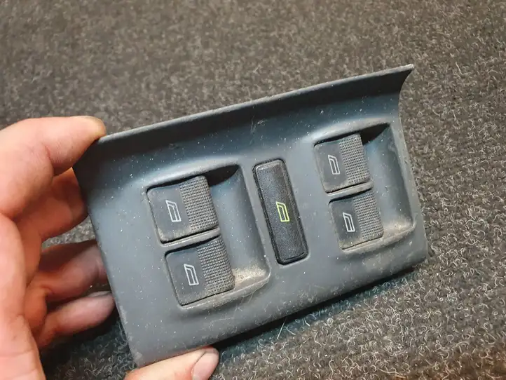 Audi A4 S4 B5 8D (1999 - 2001) 8D1959515B Кнопка стеклоподъемников — фото 3