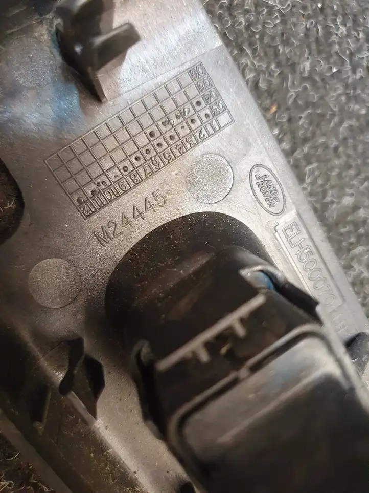 Land Rover Freelander (1997 - 2003) M24445 Кнопка стеклоподъемников — фото 9