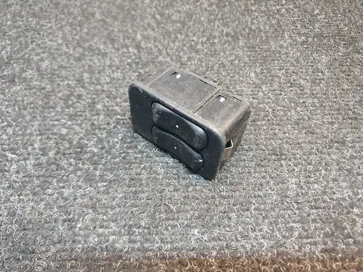 Opel Astra G (1998 - 2004) 13363201 Кнопка стеклоподъемников — фото 1