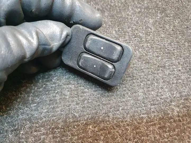 Opel Astra G (1998 - 2004) 13363201 Кнопка стеклоподъемников — фото 5