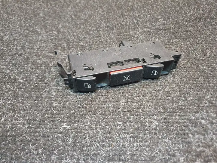 BMW 3 E46 (1998 - 2005) 61318381518 Кнопка стеклоподъемников — фото 1