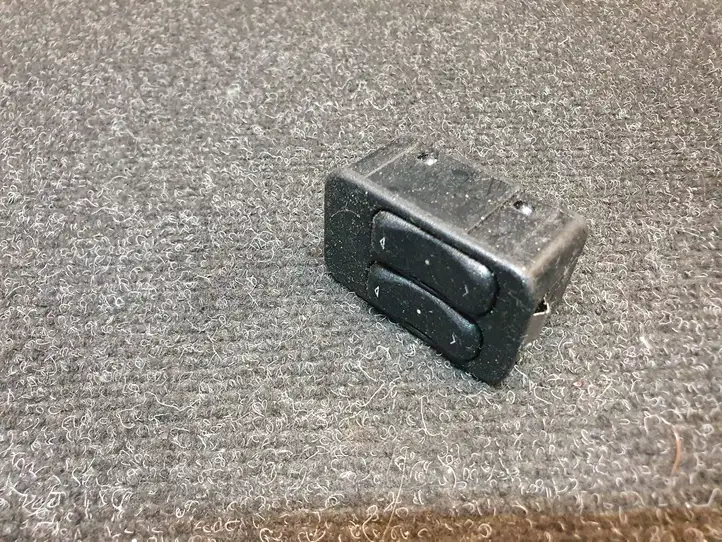 Opel Astra G (1998 - 2004) 13363201 Кнопка стеклоподъемников — фото 1