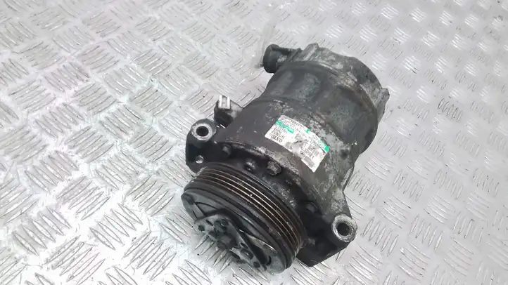 Volvo V70 (2007 - 2013) 30630921 Компрессор (насос) кондиционера воздуха — фото 1