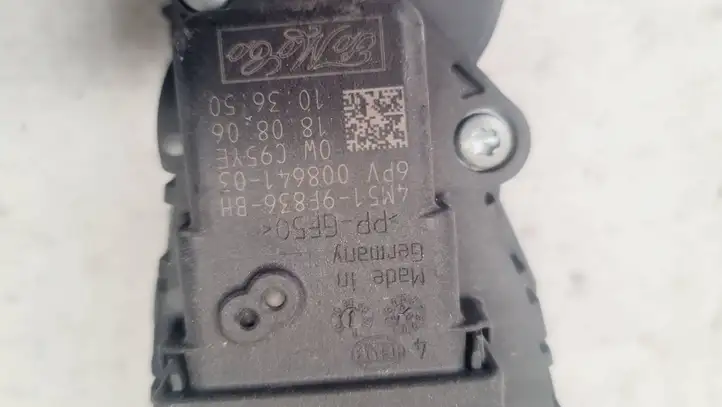 Ford Focus (2005 - 2008) 4M519F836BH Педаль акселератора — фото 4