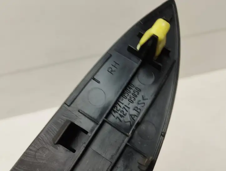 Toyota Avensis T270 (2009 - 2012) 7427105040 Блок кнопок стеклоподъемников — фото 5