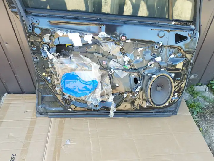 Toyota Avensis T270 (2009 - 2012) Дверь — фото 3