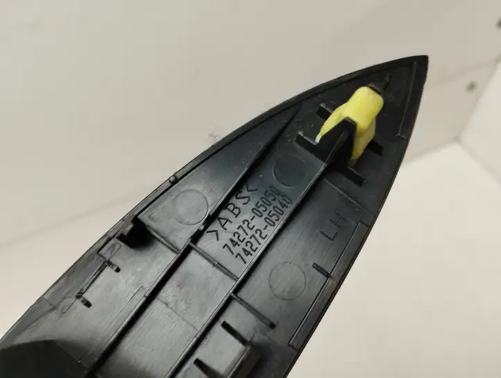 Toyota Avensis T270 (2009 - 2012) 7427205040 Блок кнопок стеклоподъемников — фото 5