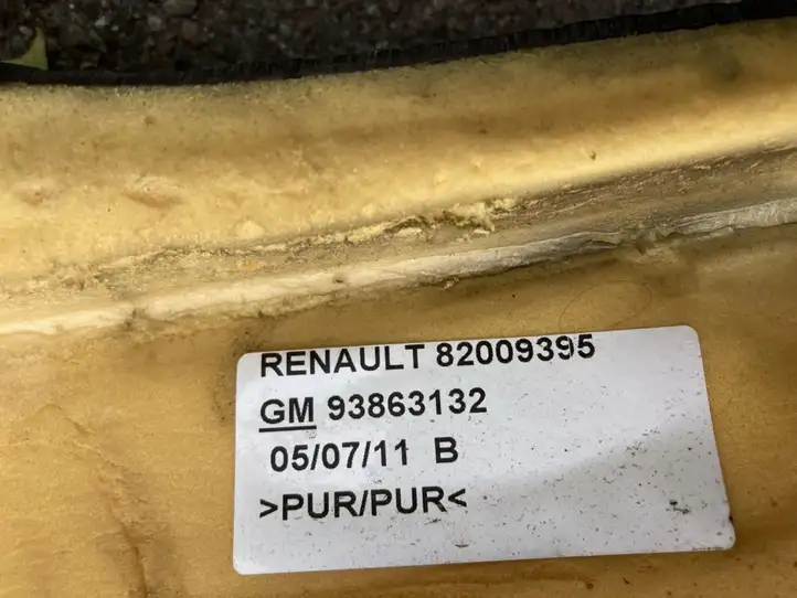 Renault Trafic II (X83) (2002 - 2014) 93863132 Ковролин салона — фото 4