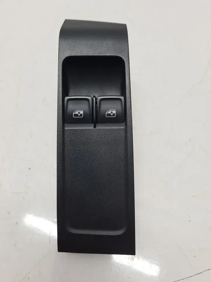 Skoda Fabia Mk3 (NJ) (2015 - 2021) 6V0959858A Блок кнопок стеклоподъемников — фото 2