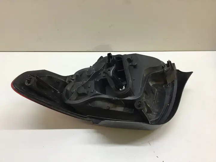 Citroen DS3 (2010 - 2016) 967697388000 Задний фонарь в кузове — фото 6