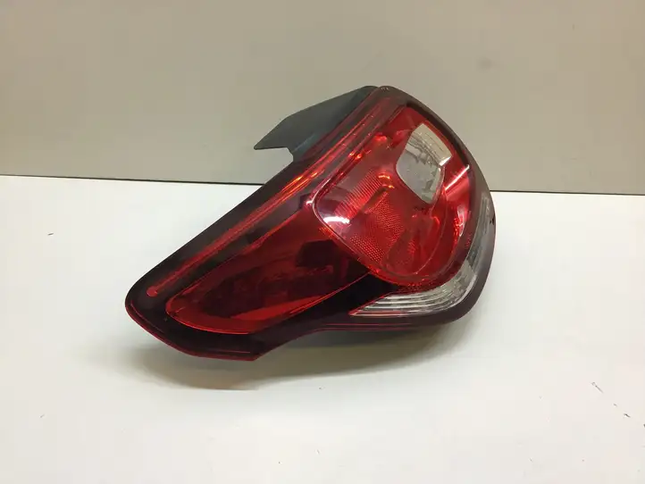 Citroen DS3 (2010 - 2016) 967697388000 Задний фонарь в кузове — фото 7