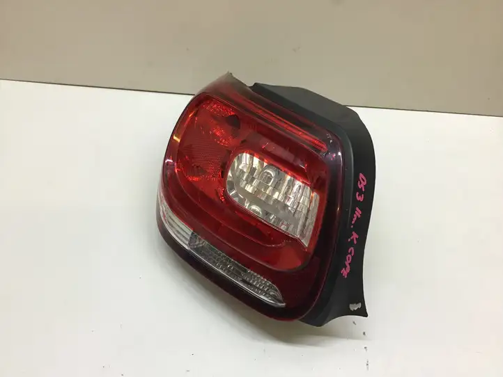 Citroen DS3 (2010 - 2016) 967697388000 Задний фонарь в кузове — фото 10