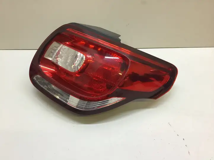 Citroen DS3 (2010 - 2016) 967697338000 Задний фонарь в кузове — фото 8