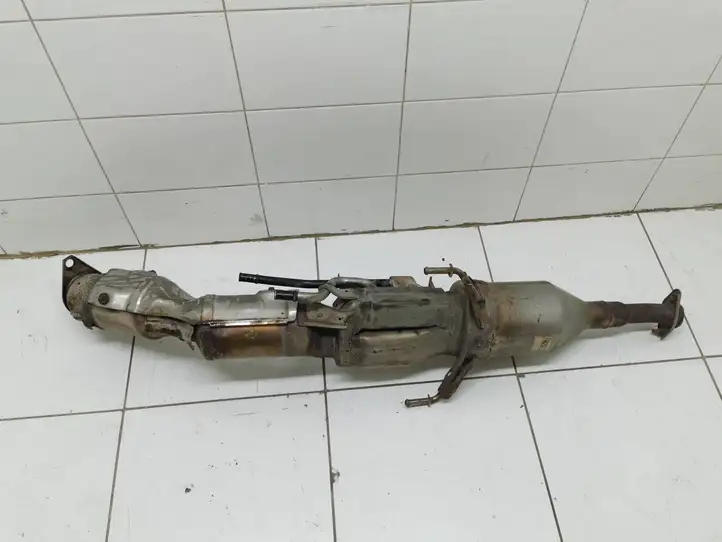 Toyota Auris E180 (2012 - 2018) TF2 Катализатор / DPF / FAP — фото 4