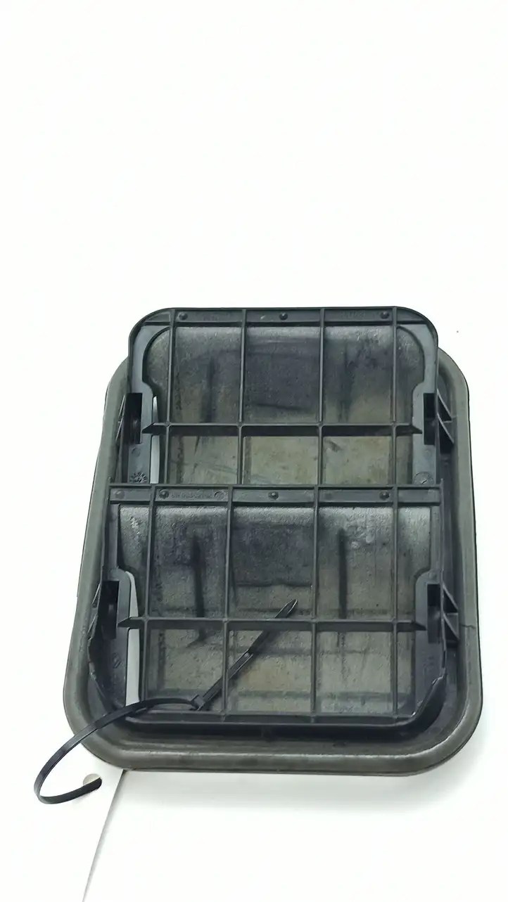 Nissan Primastar (2001 - 2014) 8200728288 Вентиляционная решетка кузова — фото 7